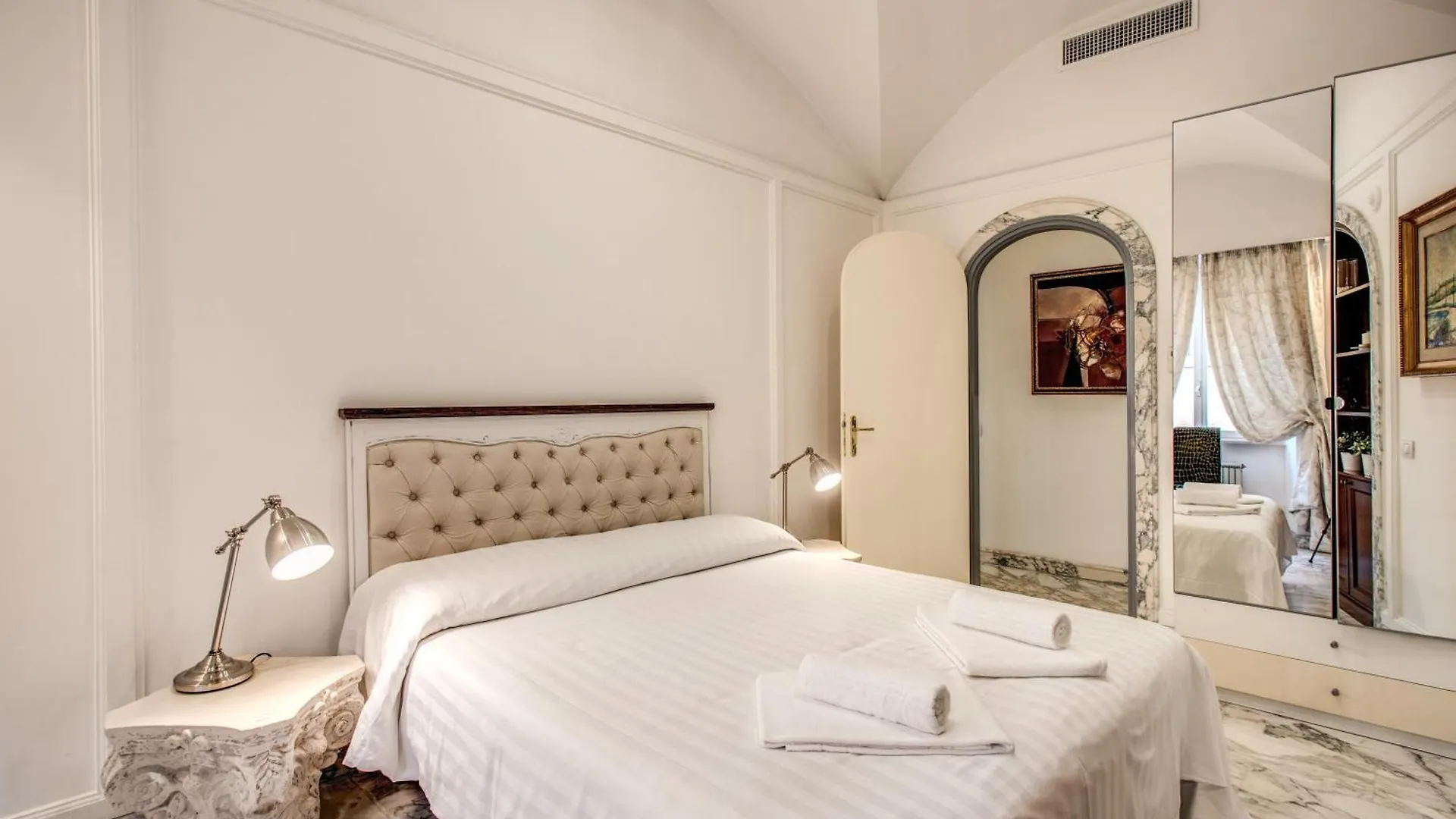 Casa Vacanze Crispi Rome