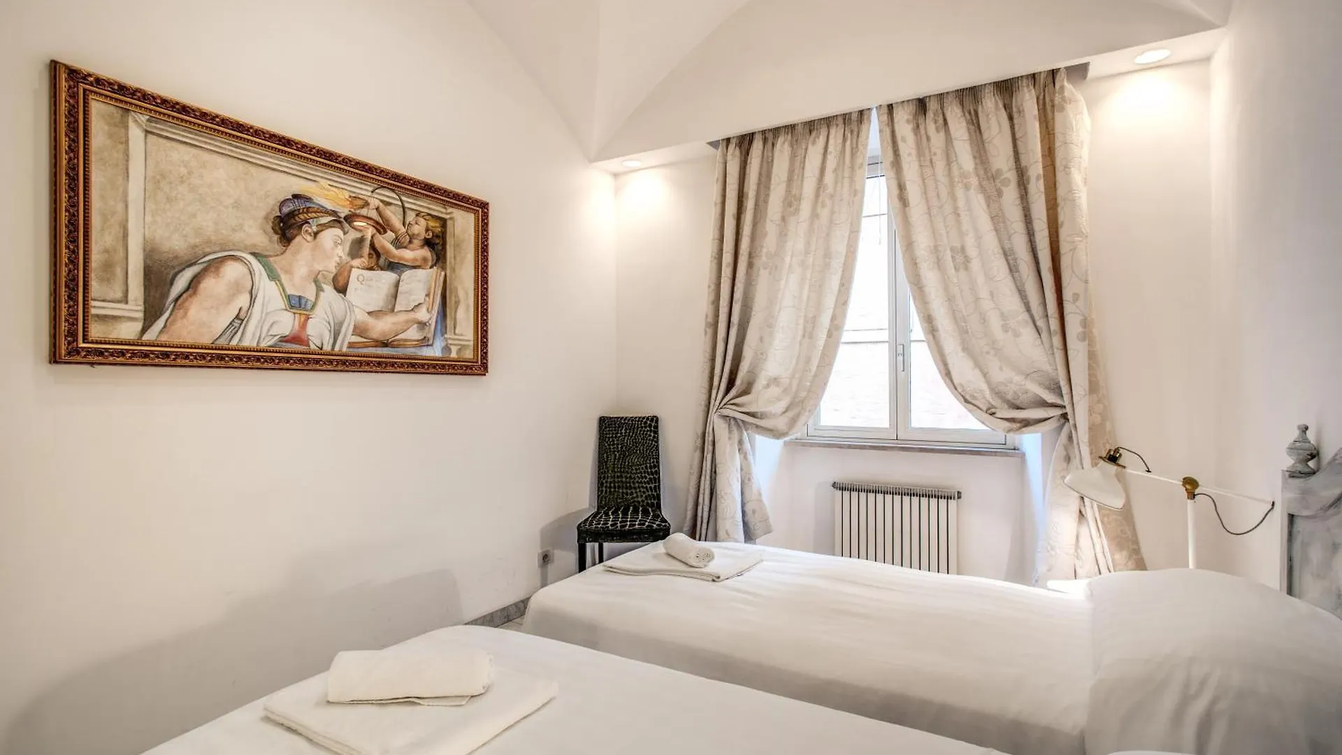 Casa Vacanze Crispi Rome Apartment